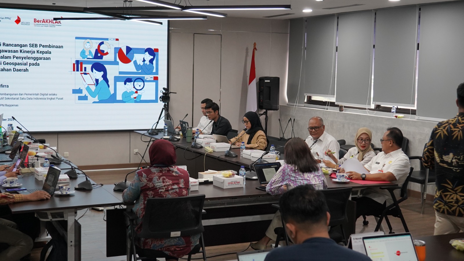 Satu Data Indonesia Gelar Rapat Finalisasi Rancangan SEB Mengenai Dukungan dalam Penyelenggaraan Informasi Geospasial pada Pemerintah Daerah